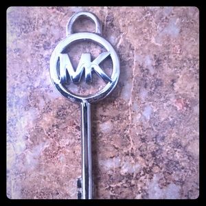 michael kors key